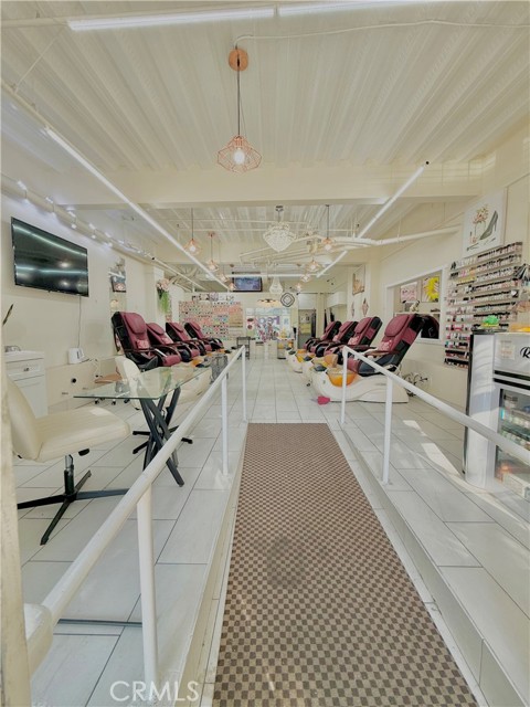 MLS #SR25247405 image #1