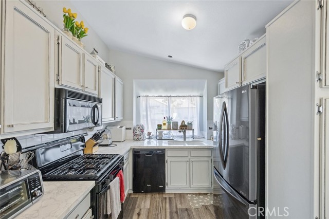 MLS #SR25247660 image #11