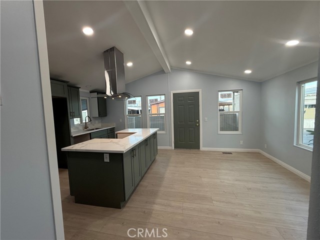 MLS #SR25247681 image #4