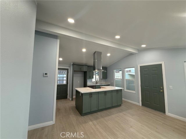 MLS #SR25247681 image #8