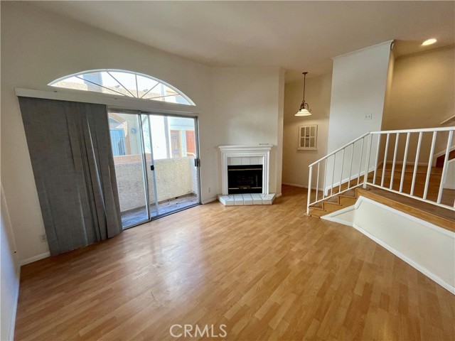 MLS #SR25247892 image #2