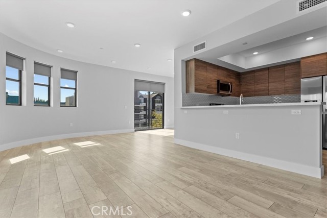 MLS #SR25247982 image #4