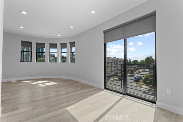 MLS #SR25247982 image #5