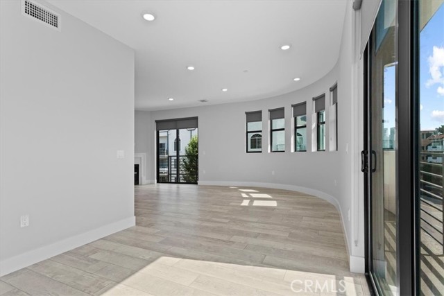 MLS #SR25247982 image #6