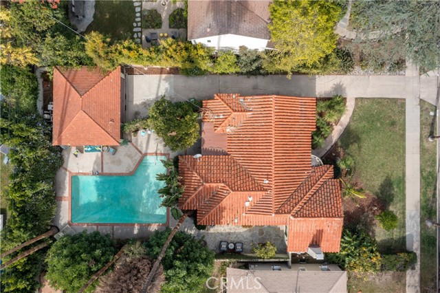 MLS #SR25248120 image #1