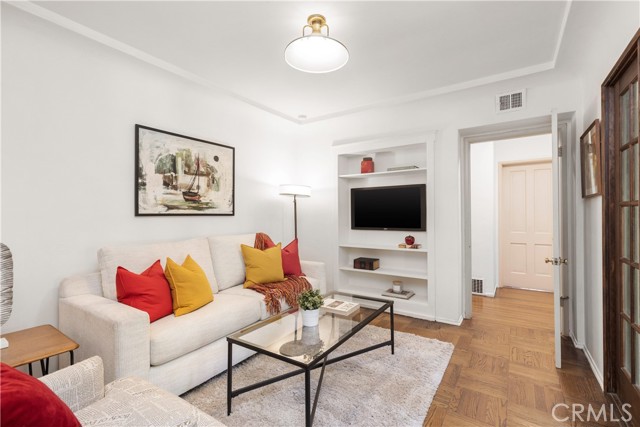 MLS #SR25248120 image #9