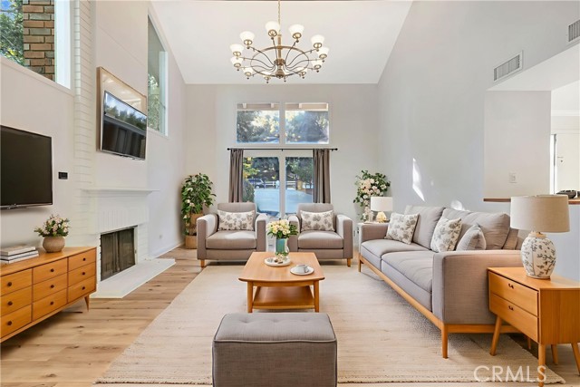 MLS #SR25248138 image #5