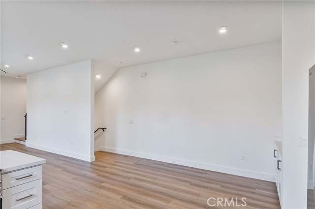 MLS #SR25248186 image #11