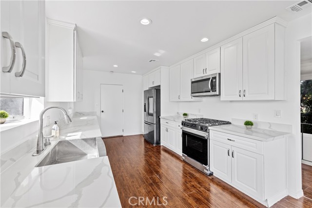 MLS #SR25248325 image #11