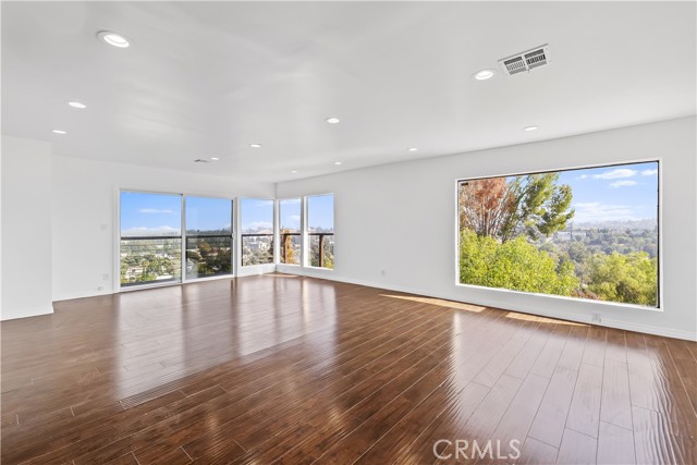 MLS #SR25248325 image #5