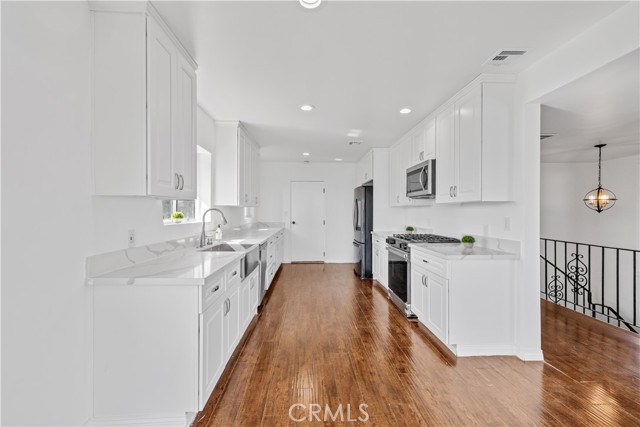 MLS #SR25248325 image #9