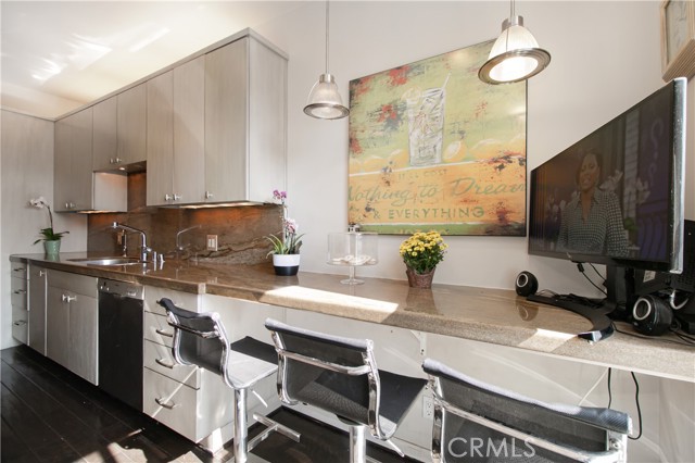 MLS #SR25248445 image #11