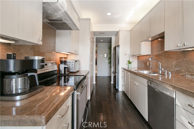 MLS #SR25248445 image #12