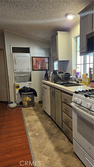 MLS #SR25248512 image #8