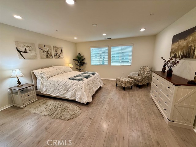 MLS #SR25248563 image #10