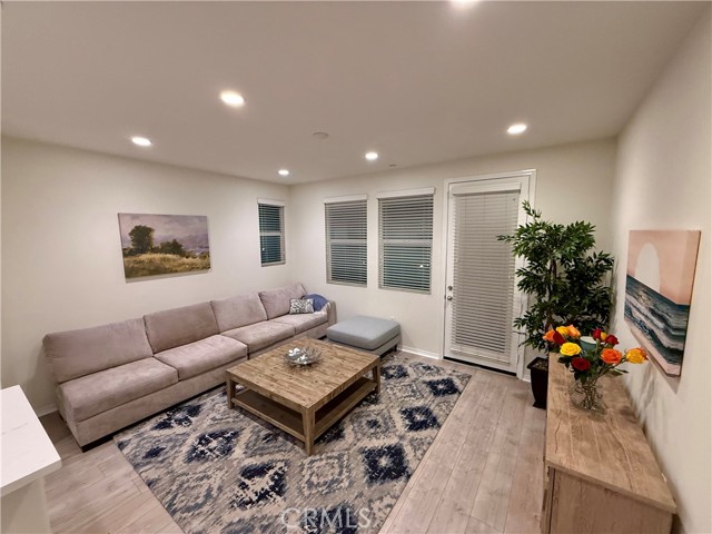 MLS #SR25248563 image #3