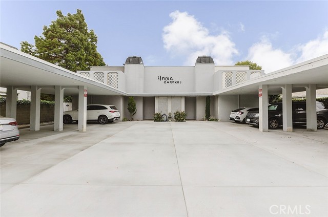 MLS #OC25161531 image #2