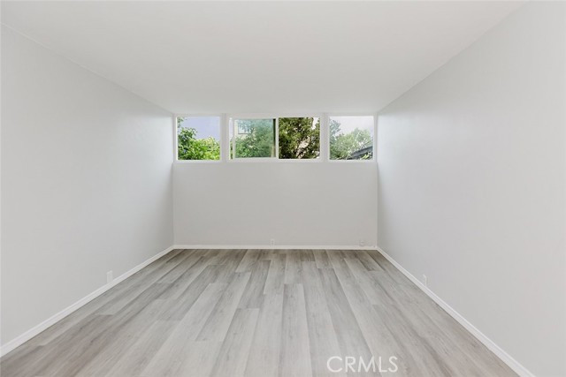 MLS #OC25161531 image #27