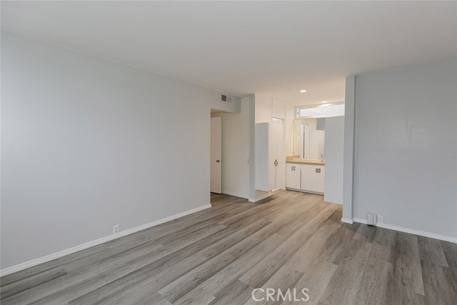 MLS #OC25161531 image #28