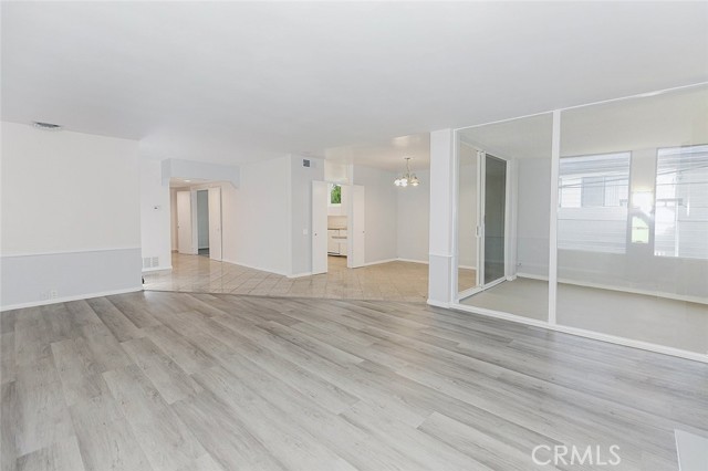 MLS #OC25161531 image #6