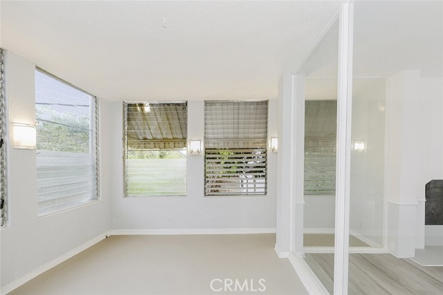 MLS #OC25161531 image #9