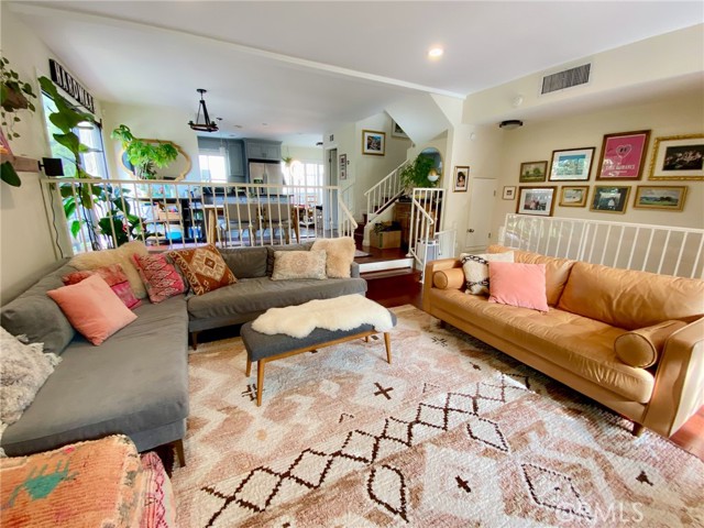 MLS #SR25248999 image #1