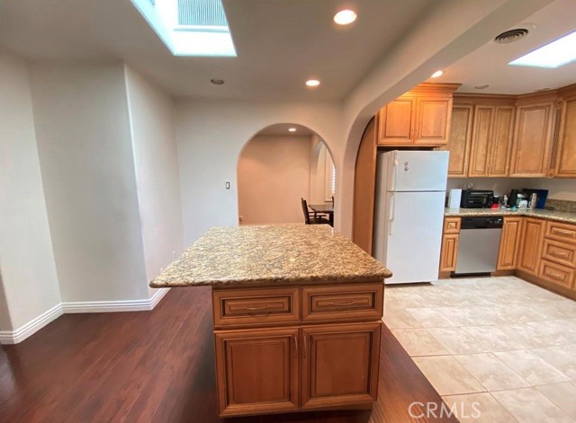 MLS #SR25249158 image #14