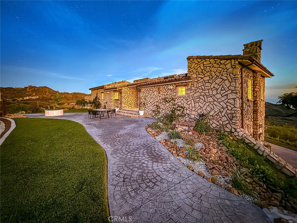 MLS #SR25249208 image #2