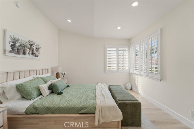 MLS #SR25249240 image #17