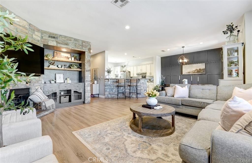 MLS #SR25249722 image #0