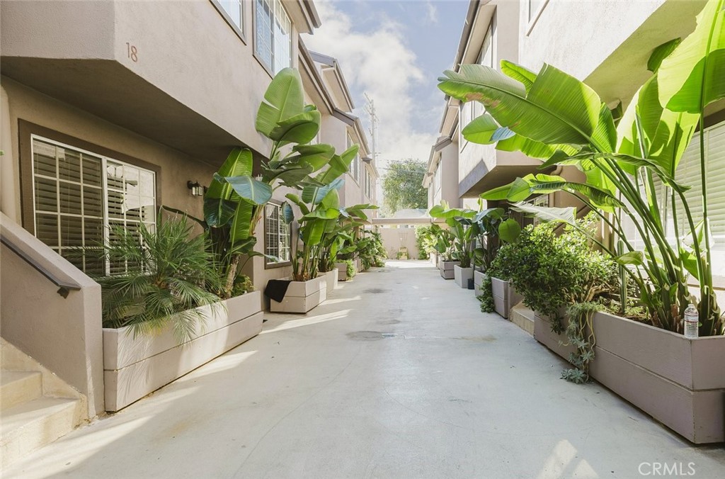 MLS #SR25249743 image #17