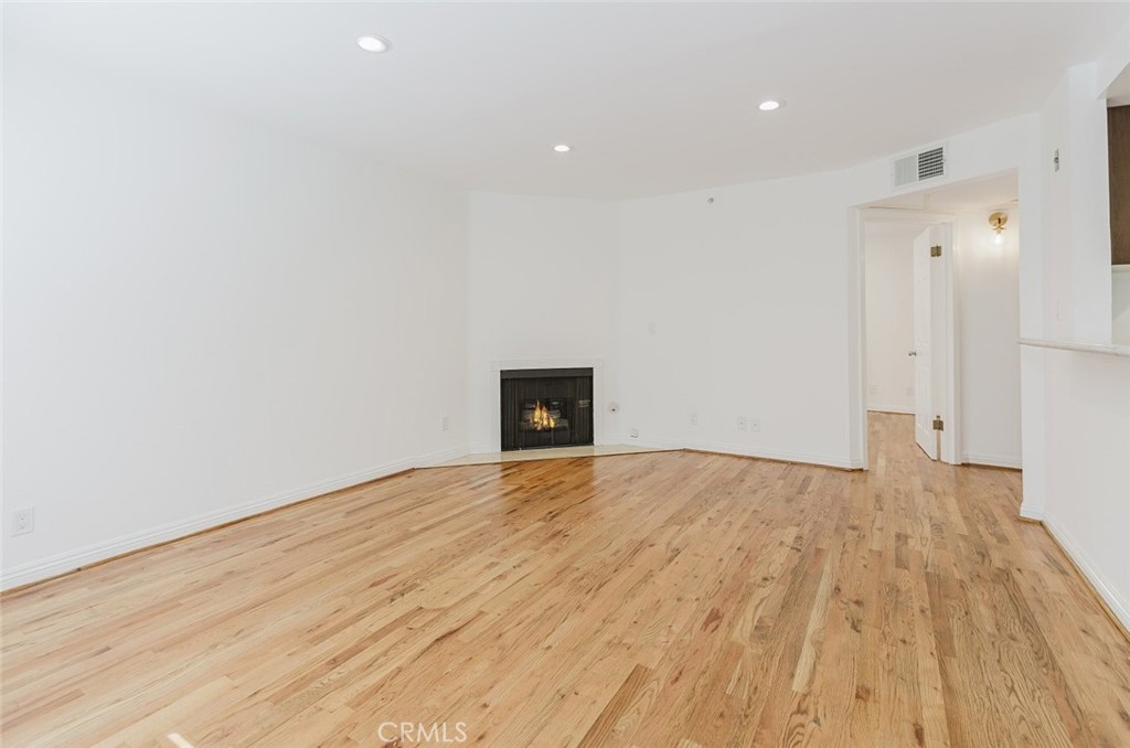 MLS #SR25249743 image #2