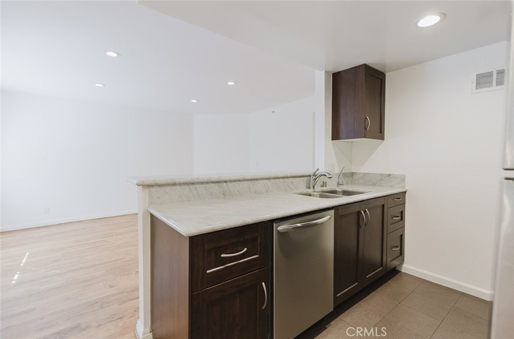 MLS #SR25249743 image #7