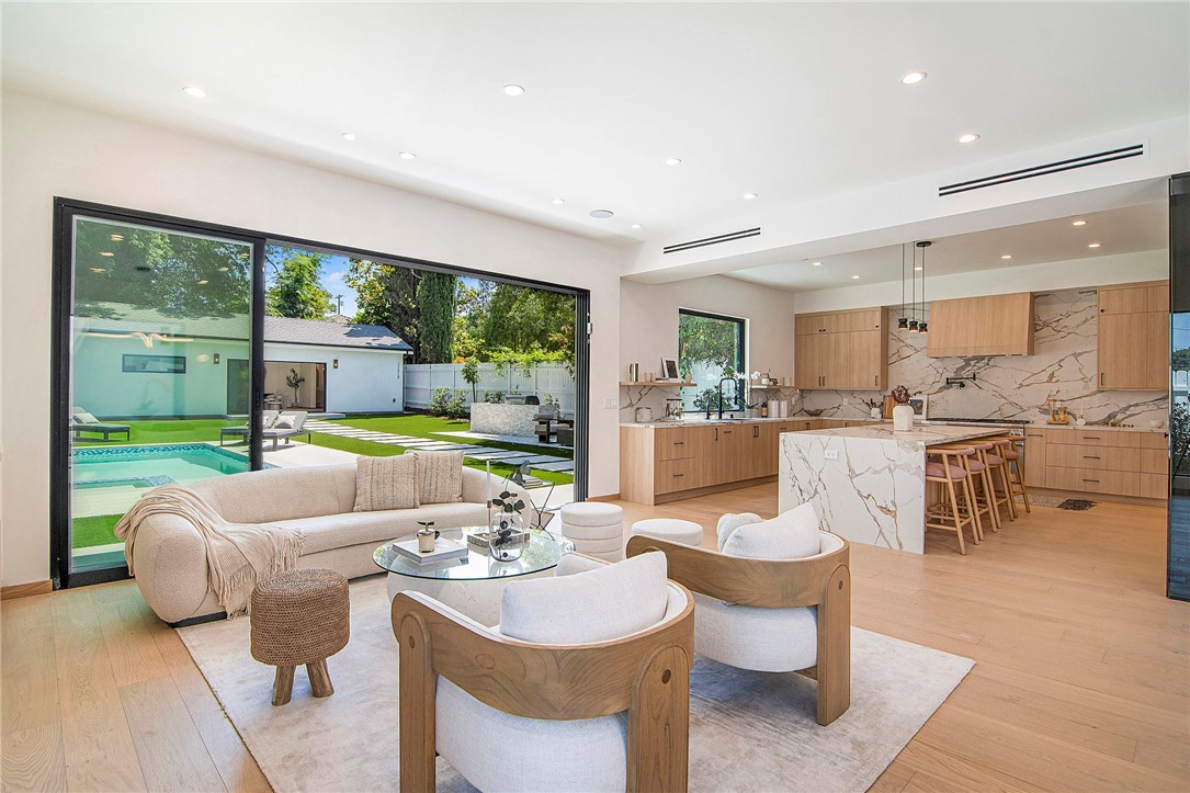 MLS #SR25249976 image #2