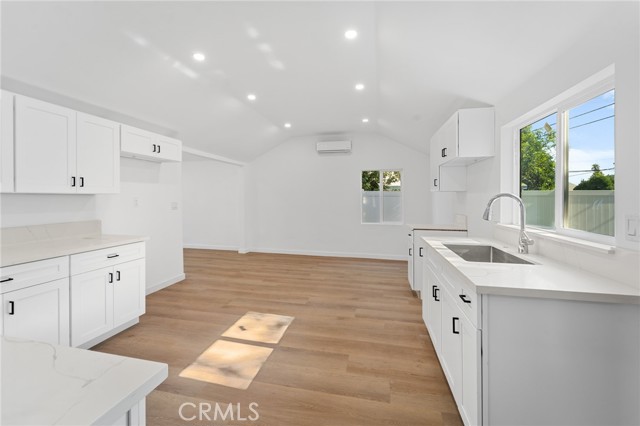 MLS #SR25250296 image #1