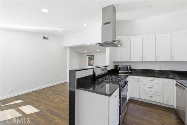 MLS #SR25250335 image #12