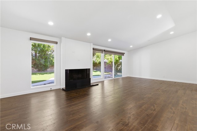 MLS #SR25250335 image #4