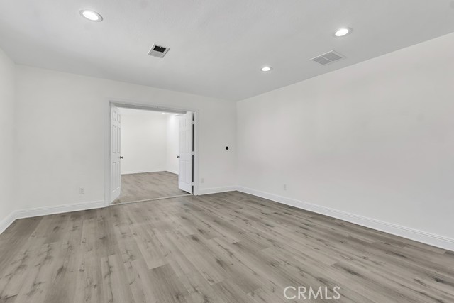 MLS #SR25238646 image #11