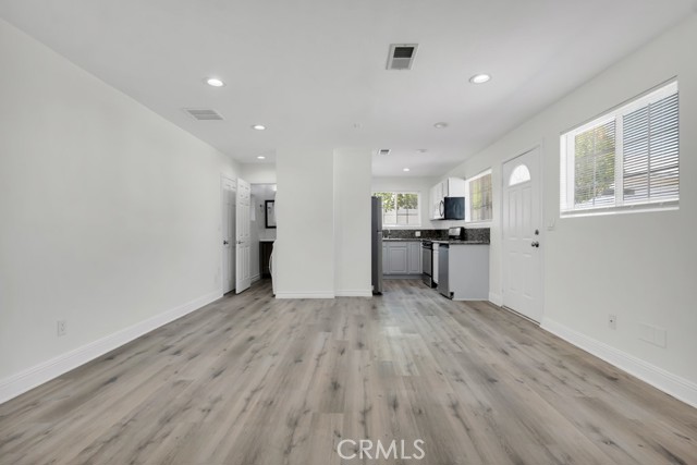 MLS #SR25238646 image #5