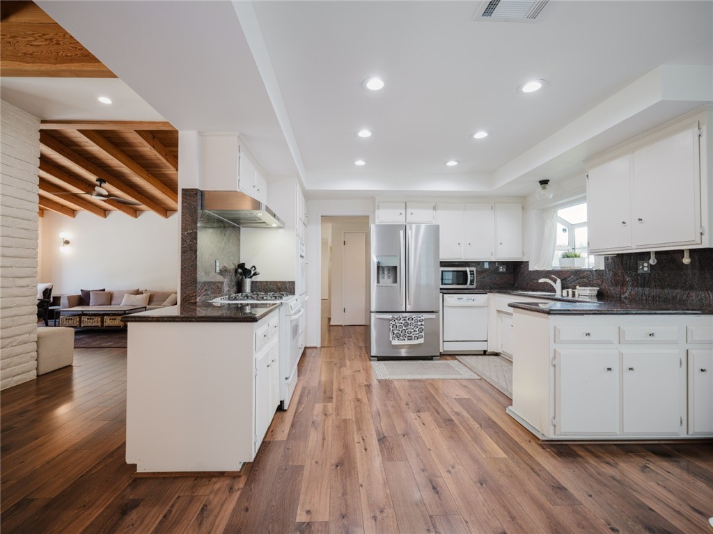 MLS #SR25250497 image #10