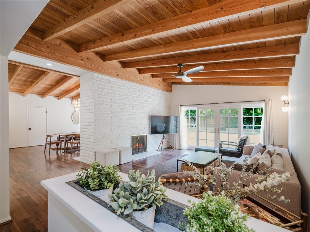 MLS #SR25250497 image #9