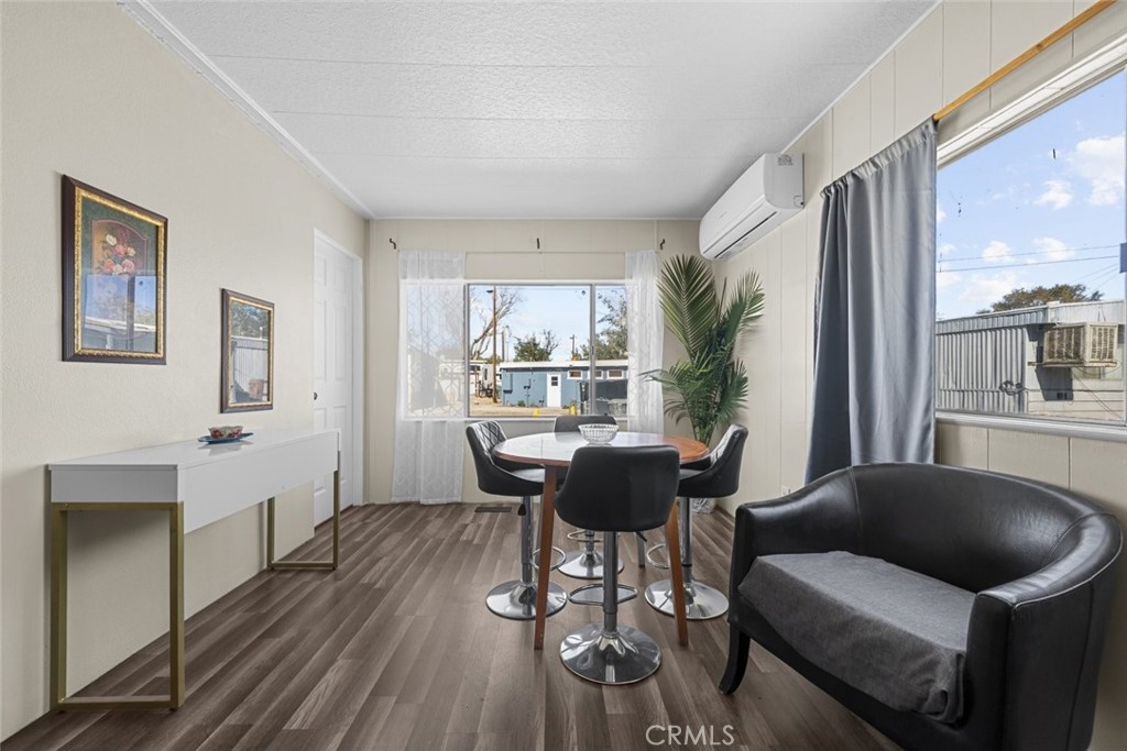 MLS #SR25250556 image #17