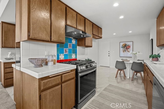 MLS #SR25250595 image #13