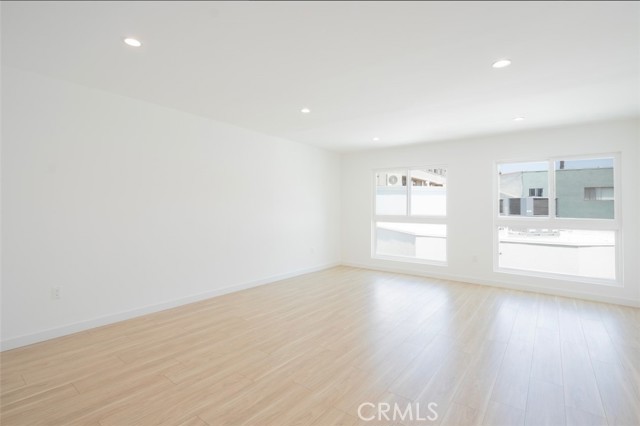 MLS #SR25250676 image #16