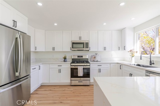 MLS #SR25250792 image #8