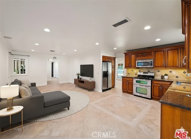 MLS #SR25251177 image #5