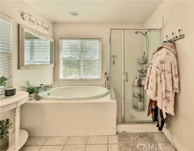 MLS #SR25222645 image #9