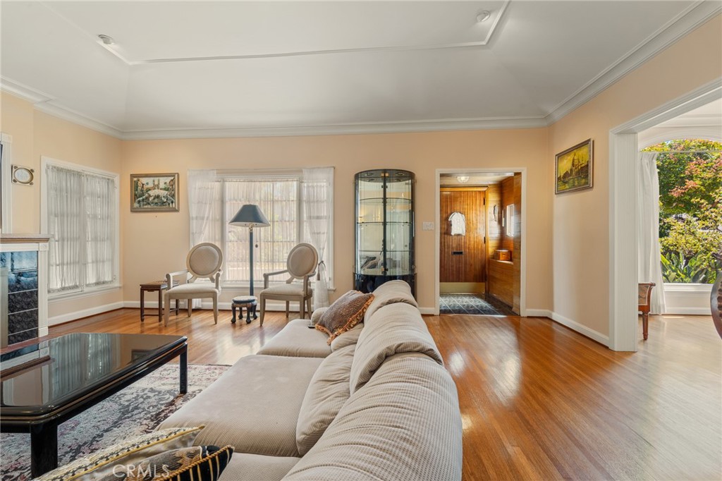 MLS #SR25251291 image #4