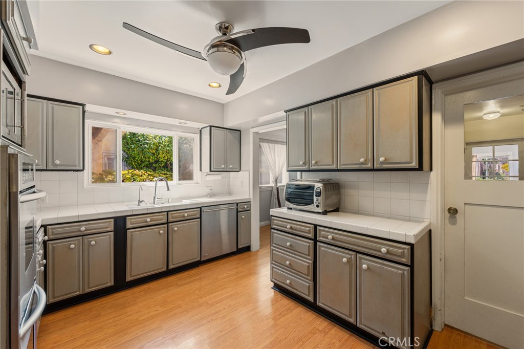 MLS #SR25251291 image #6