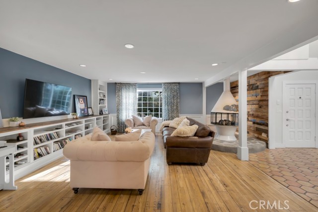 MLS #SR25251321 image #10